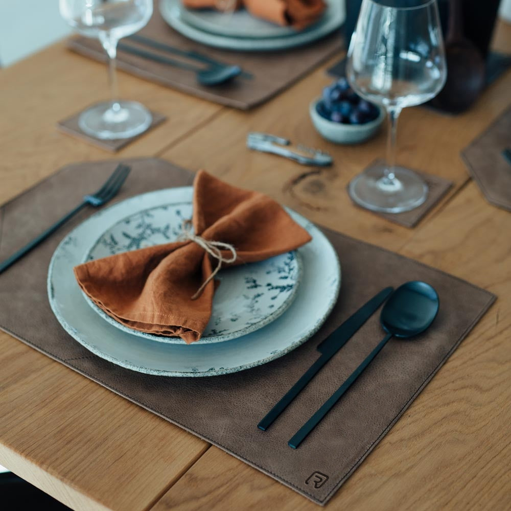 Esszimmerset – 8x Tischsets + 8x Glasuntersetzer